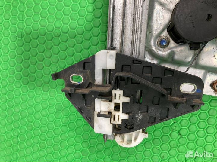 Стеклоподъемник передний левый Acura Mdx YD2 J37A1