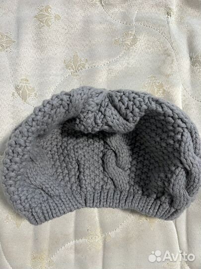 Шапки шерстяные женские