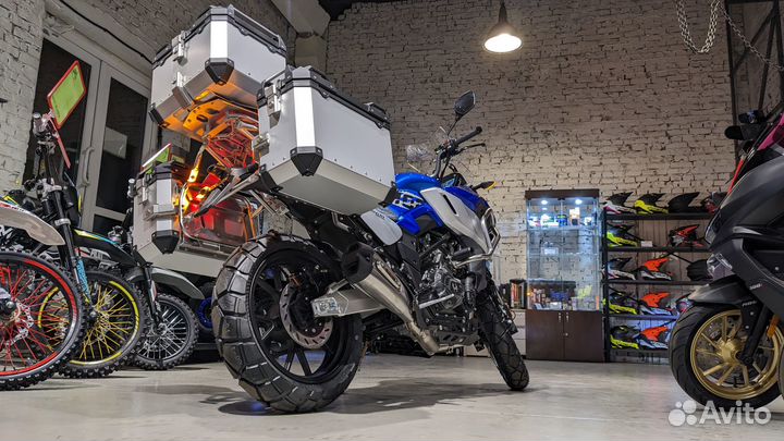 Мотоцикл Regulmoto Discovery 400