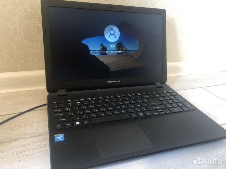 Ноутбук 2-ядра 4GB SSD Windows10