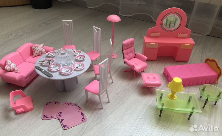Набор игрушечной мебели