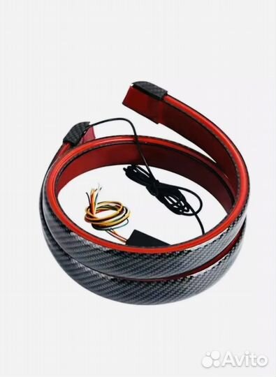 Лип-спойлер с LED-подсветкой для багажника