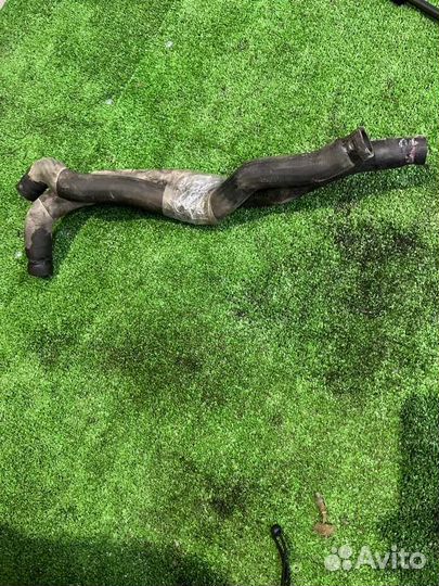 Шланг охлаждения Audi A6 Avante C4 ABC 2.6 1996