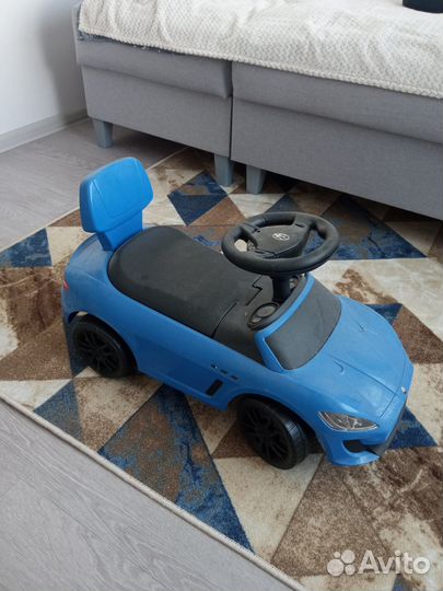 Машинка толокар