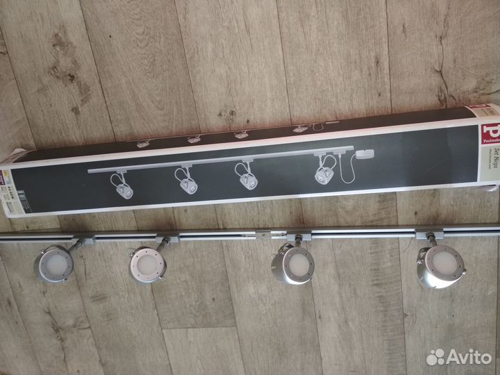 Потолочнонастенный Светильник