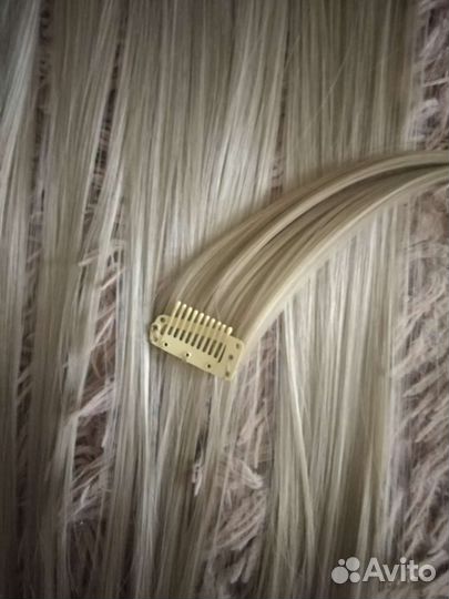 Волосы на заколках блонд