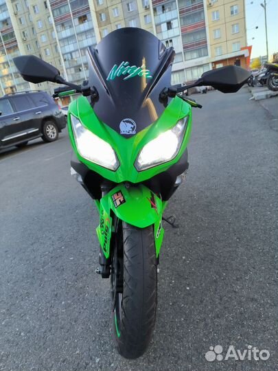 Kawasaki ninja 300