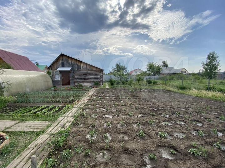 Дача 32 м² на участке 8 сот.