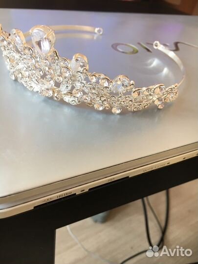 Диадема Bijoy