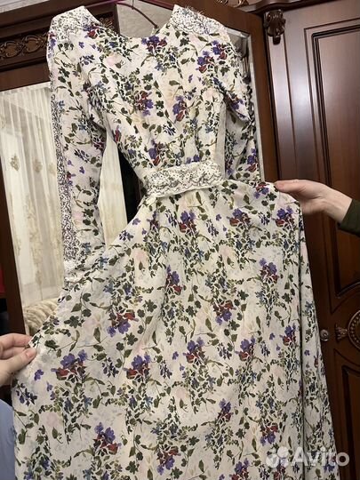 Нарядное платье