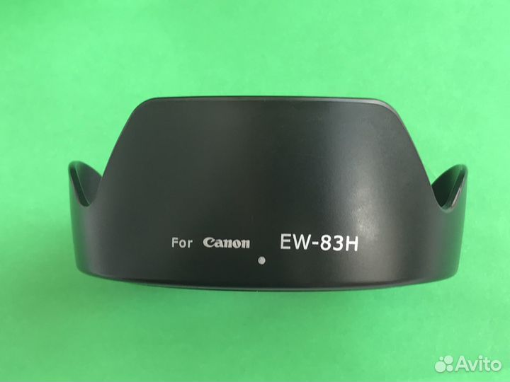 Бленда Canon EW-83H