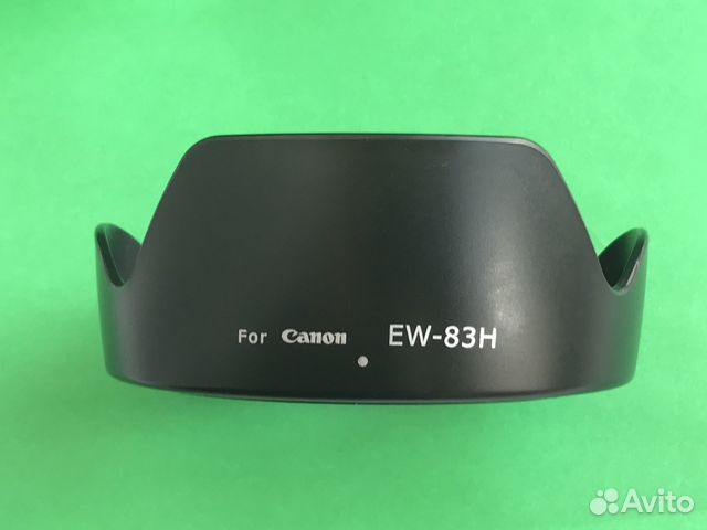 Бленда Canon EW-83H