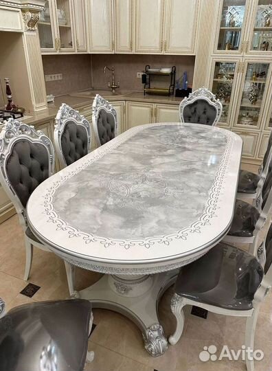 Комплект стол и стулья