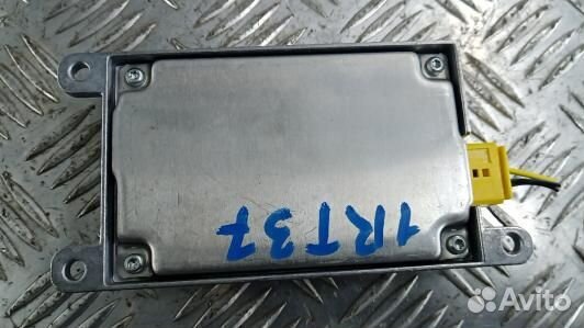 Блок управления airbag BMW 7 E65 (1RT37OQ01)