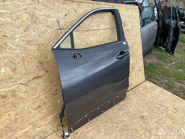 Дверь передняя левая Тойота Рав 4 50