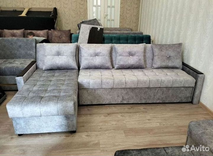 Диван угловой раскладной в наличии