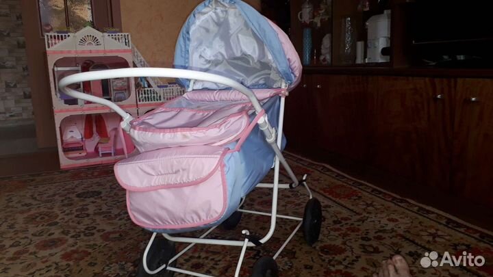 Коляска для кукол