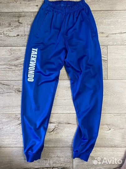 Спортивный костюм 142-150 рост