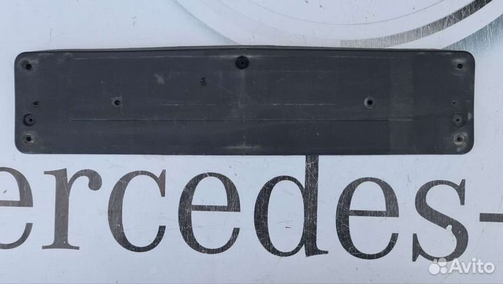 Подномерная планка Mercedes W211