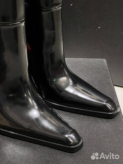 Сапоги Saint Laurent