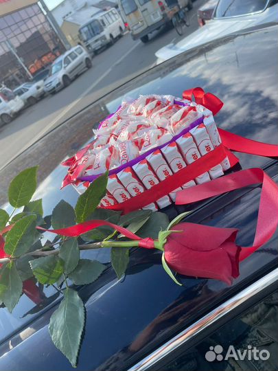 Сладкий подарок