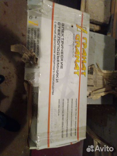 Стеклоподъёмник renault