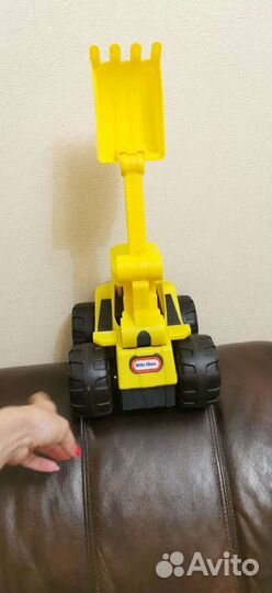 Трактор little tikes игрушка