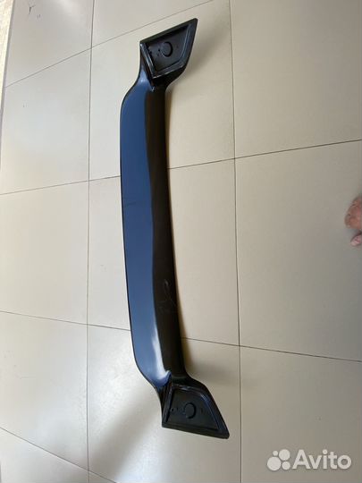 Спойлер на LADA largus