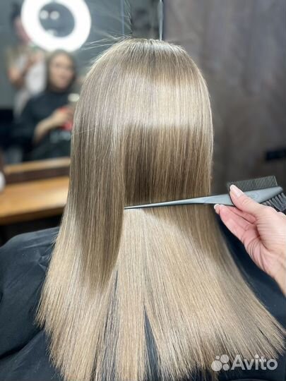 Кератиновое выпрямление волос