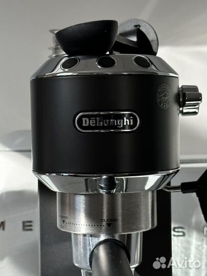 Кофеварка DeLonghi Dedica