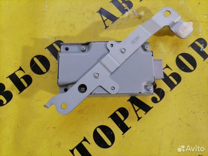 Блок электронный Toyota Rav4 40 2013-2019 2.0 3ZR