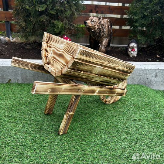 Тележка для сада кашпо