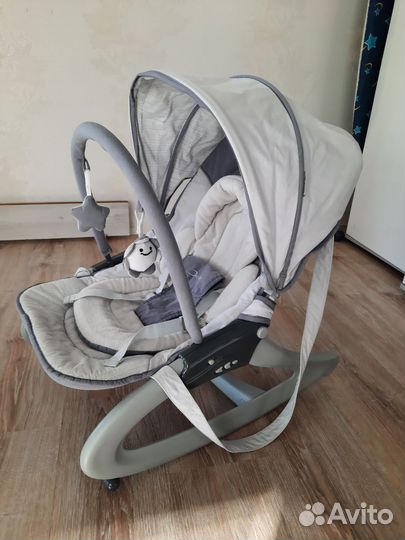 Шезлонг детский