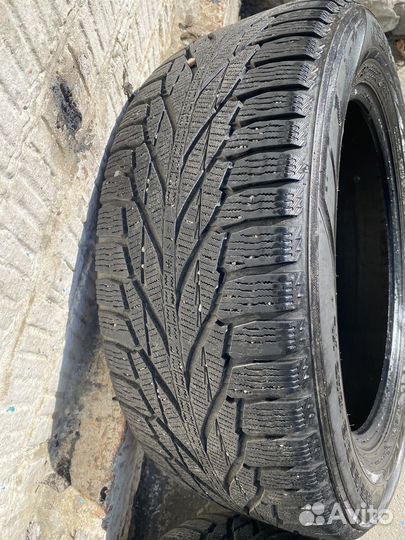 Nokian Tyres Hakkapeliitta R2 SUV 235/55 R18 104R