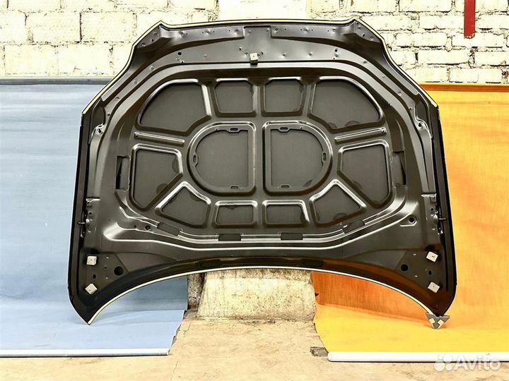 Капот Audi Q7