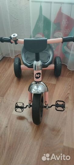 Детский трехколесный велосипед бу