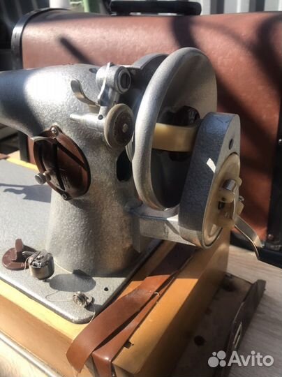 Швейная машина подольск ручная