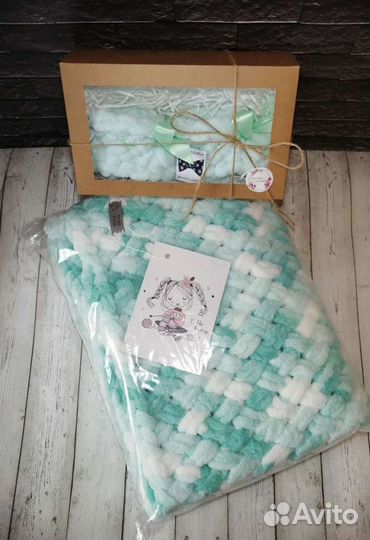 Детские пинетки и пледы