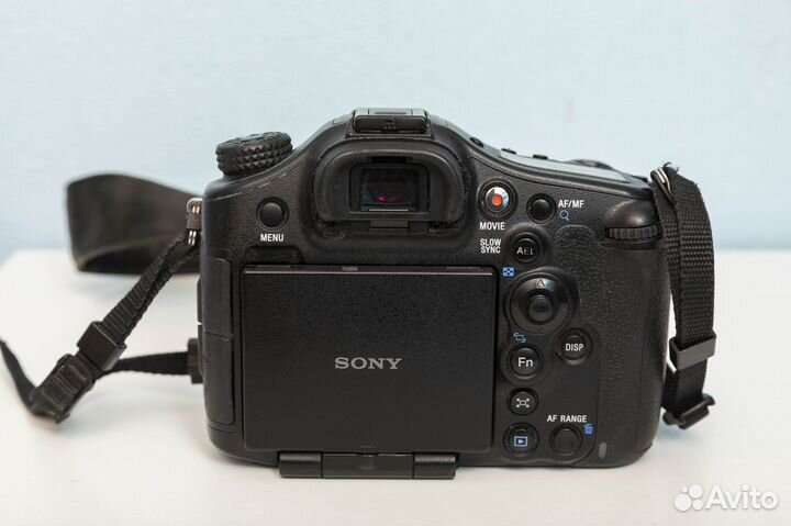 Фотоаппарат Sony 99