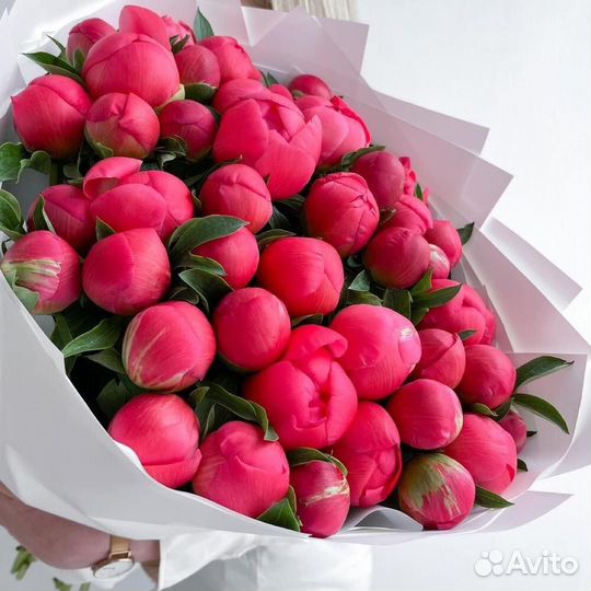 Букет пионов доставка