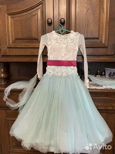 Платье для бальных танцев стандарт ю1