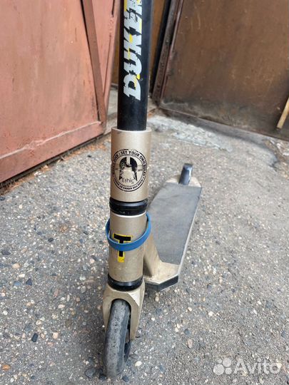 Трюковой самокат