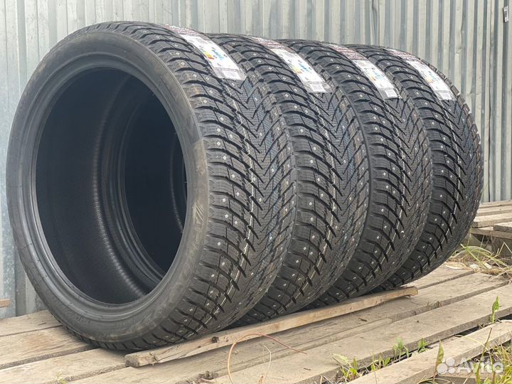 Arivo Ice Claw ARW7 275/40 R22 и 315/35 R22 112H