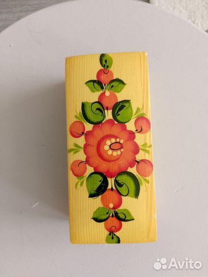 Деревянная шкатулка для украшений