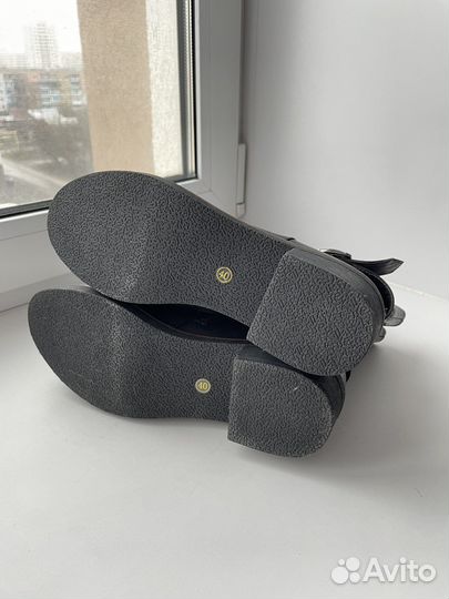 Новые осенние ботинки
