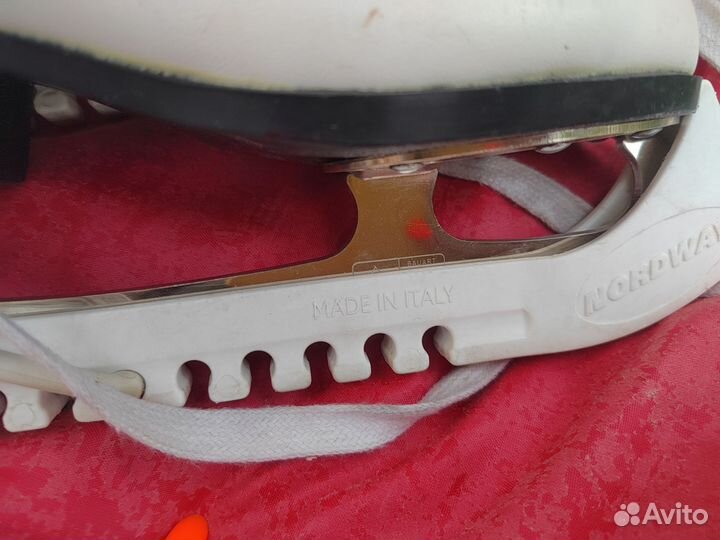 Коньки фигурные детские Graf Davos Gold, 2020-21