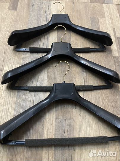 Вешалки плечики