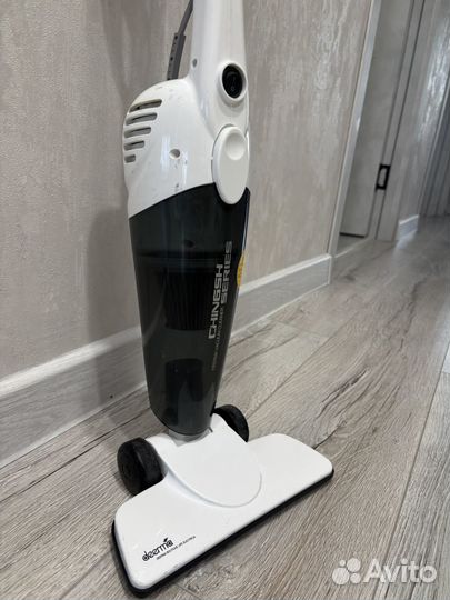 Вертикальный пылесос