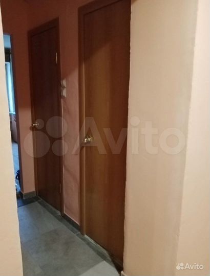 Комната 9,2 м² в 5-к., 2/5 эт.