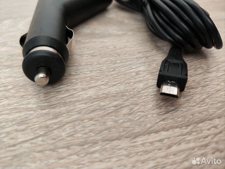 Зарядное устройство автомобильное micro usb